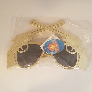 Gold metallic double guns party glasses new